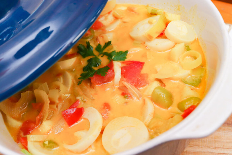 Moqueca de palmito (Imagem: Renata Pedrozo | Shutterstock)