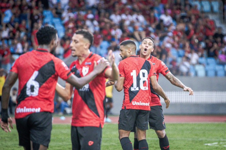 O Atlético-GO enfrenta o Goiânia: veja aonde assistir ao jogo ao vivo pelo Campeonato Goiano