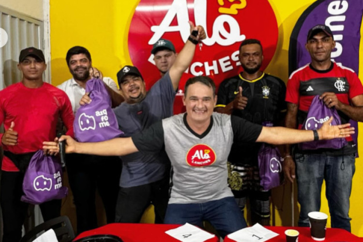O evento foi realizado pela rede de lanchonetes "Alô Lanches" na última quarta-feira, 20, com mais outros cinco participantes