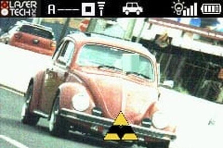 Fusca flagrado andando a mais de 140 km/h na PR-445 