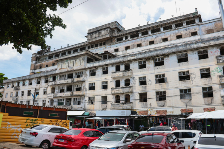 FORTALEZA, CEAR&Aacute;, BRASIL 26-03-2024: Estado do Lord Hotel. (Foto: Yuri Allen/Especial para O Povo)