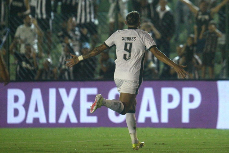 O Botafogo enfrenta o Atlético-GO; veja jogos desta quinta, 18 de abril.  