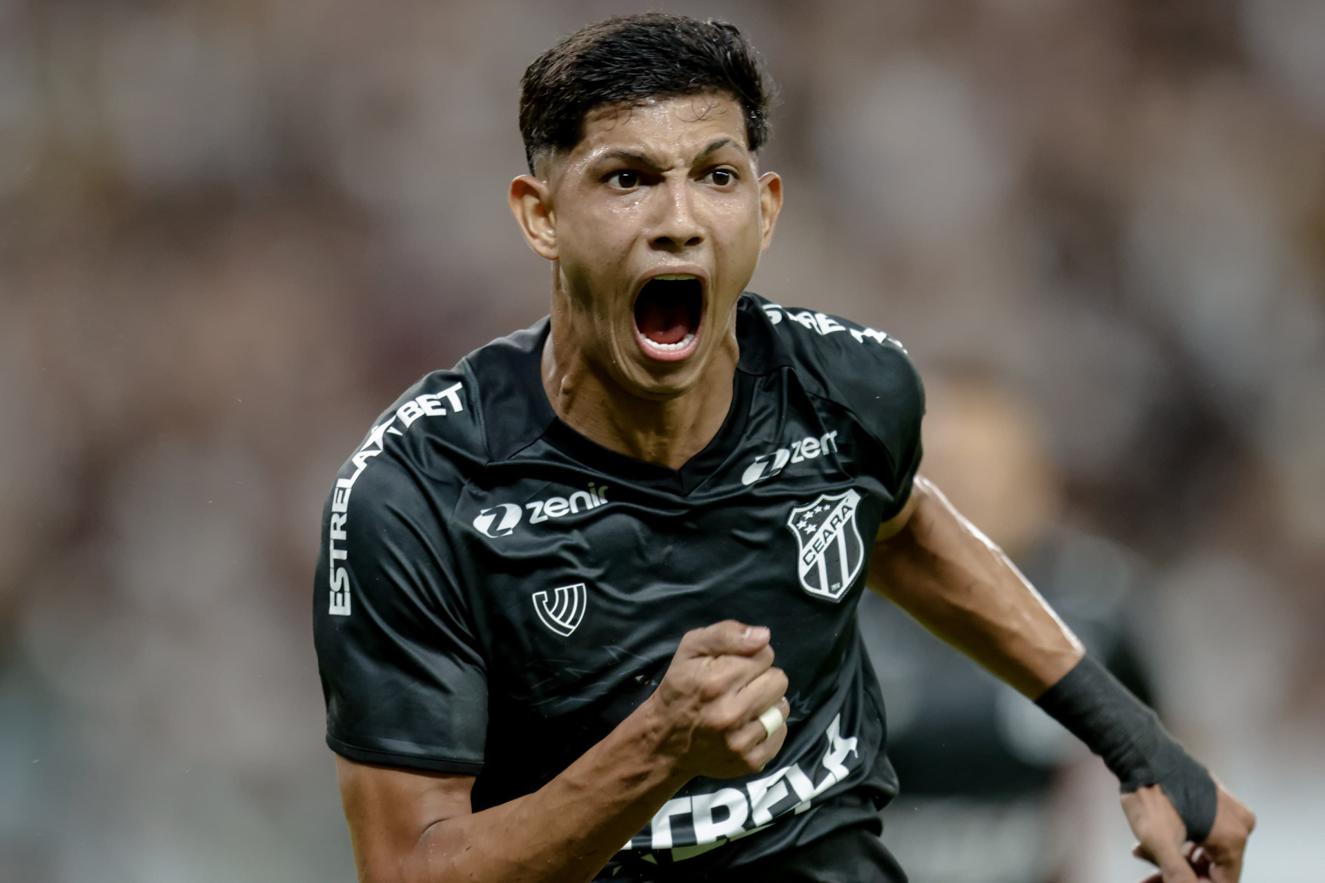 Erick Pulga marcou o gol da vitória do Ceará sobre a Itabaiana e foi o herói da classificação às quartas da Copa do Nordeste (Foto: Aurélio Alves/O POVO)