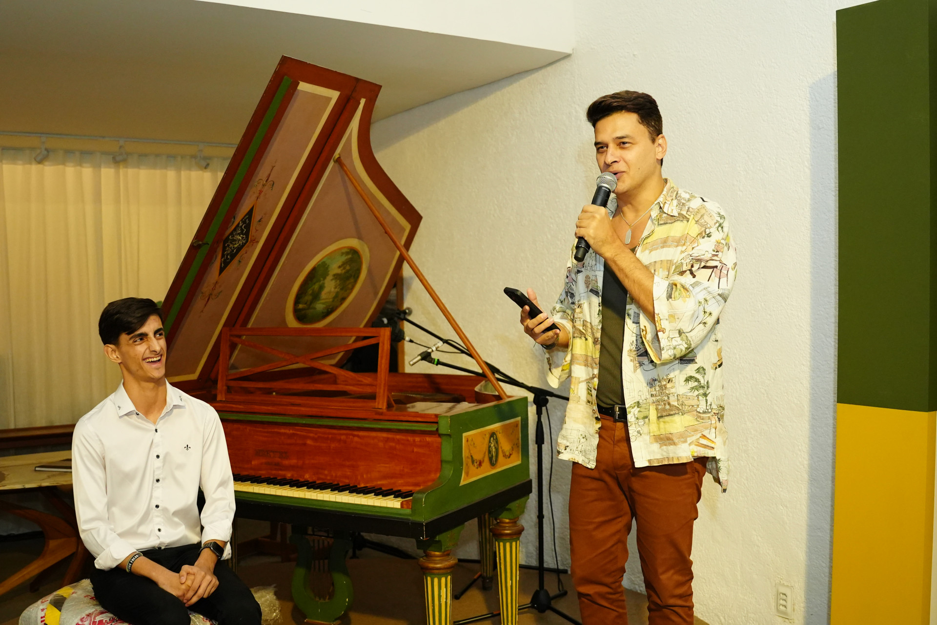 Piano da d&eacute;cada de 1920.