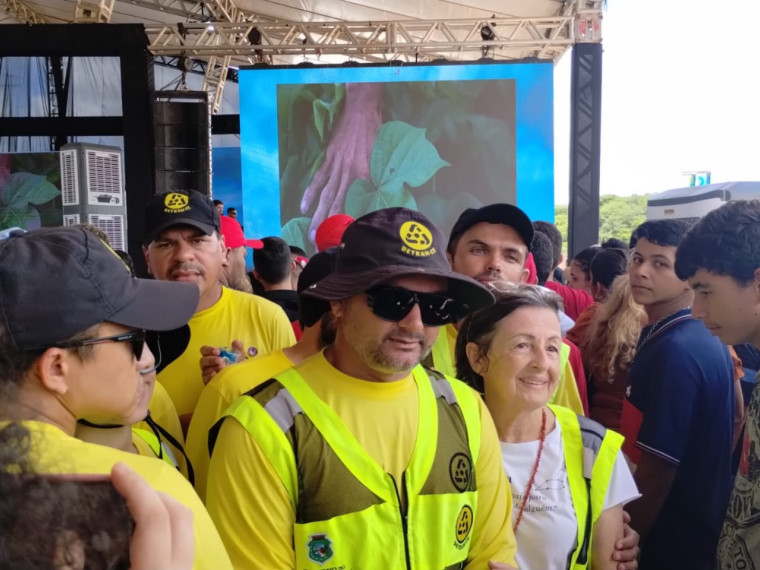 Servidores do Detran, em greve desde o dia 3 deste mês, pedem mesa de negociação com o Governo do Ceará