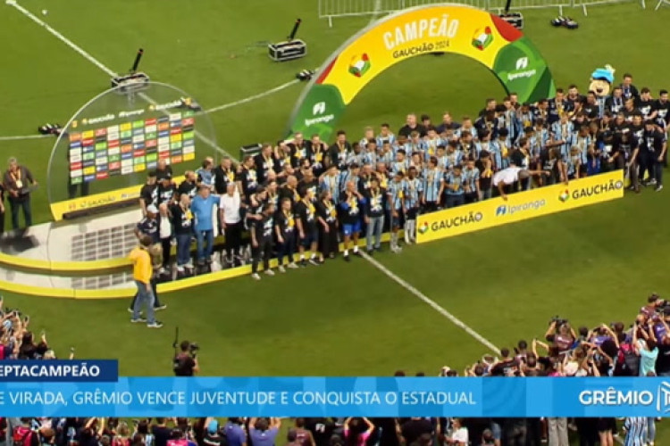 Grêmio levanta a taça do heptacampeonato na Arena