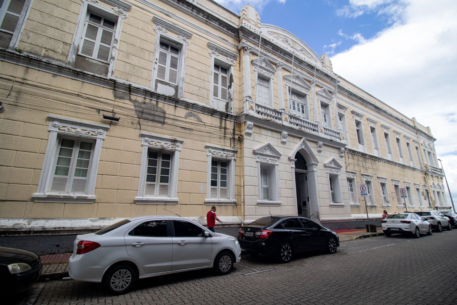 ￼FACHADA da Santa Casa da Misericórdia de Fortaleza, ao lado do Passeio Público (Foto: Samuel Setubal)