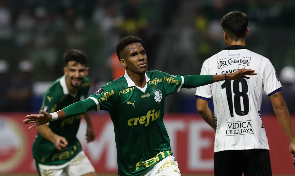 O Palmeiras vai enfrentar o Botafogo-SP: veja onde assistir aos jogos nesta quinta, 2 de maio. 