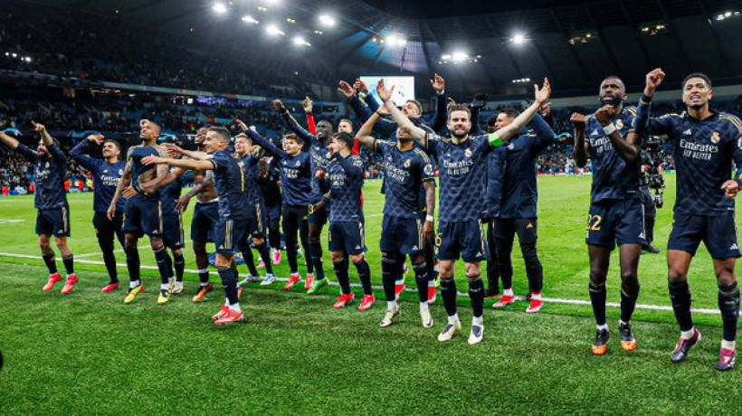 Jogadores do Real Madrid comemoram classificação à semifinal da UEFA Champions League 