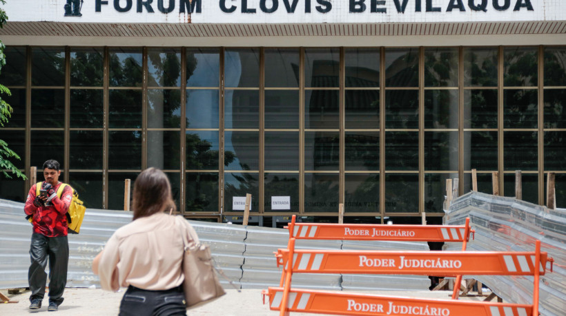 FORTALEZA, CEARÁ, BRASIL 18-04-2024: Fotos fachada do Fórum Clóvis Beviláqua. (Foto: Yuri Allen/Especial para O Povo)