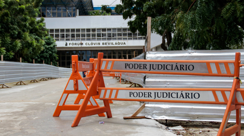 FORTALEZA, CEARÁ, BRASIL 18-04-2024: Fotos fachada do Fórum Clóvis Beviláqua. (Foto: Yuri Allen/Especial para O Povo)