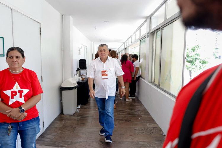 José Guimarães, deputado federal e líder do governo Lula na Câmara