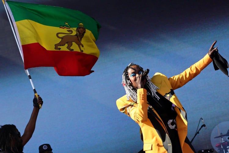 Lauryn Hill faz show no Brasil durante Festival Chic Show, em julho
