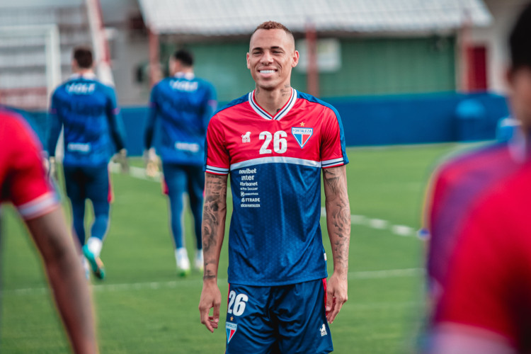 Breno Lopes foi apresentado no Pici nesta terça-feira, 23. 