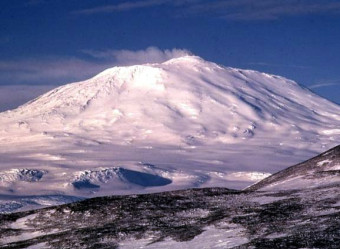 Vulcão que chove ouro?