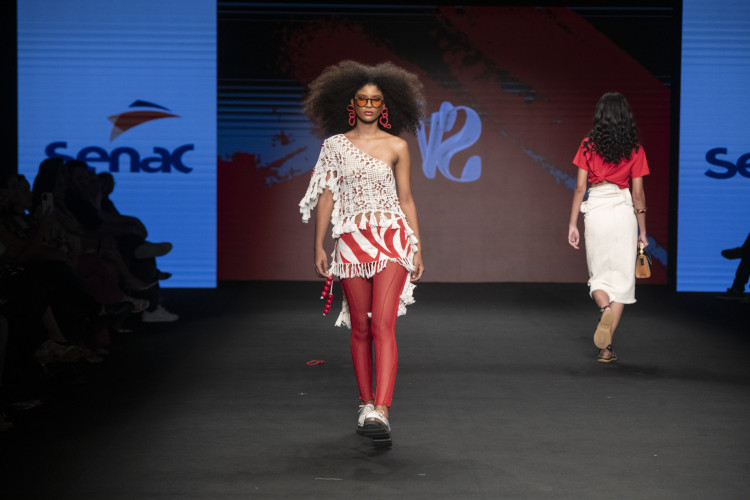 Detalhes da cole&ccedil;&atilde;o Balance, de Sarah Veloso.