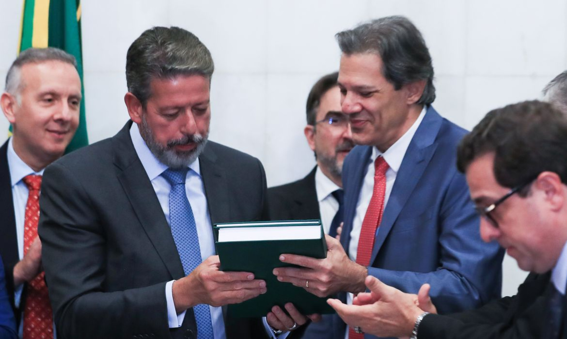 ￼REGULAMENTAÇÃO da reforma tributária tem 306 páginas e 500 artigos  (Foto: © Lula Marques/ Agência Brasil)
