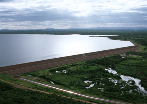 Açude Sítios Novos, em Caucaia, é um dos reservatórios que está sangrando no Ceará