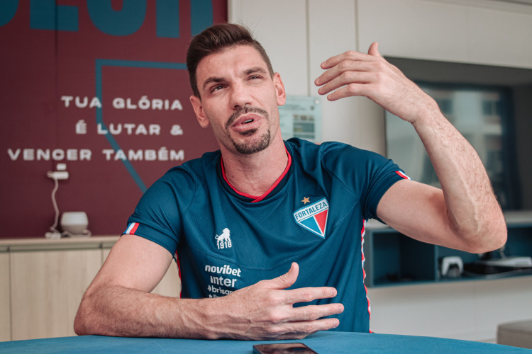 Goleiro João Ricardo, do Fortaleza, em entrevista exclusiva no Centro de Excelência Alcides Santos