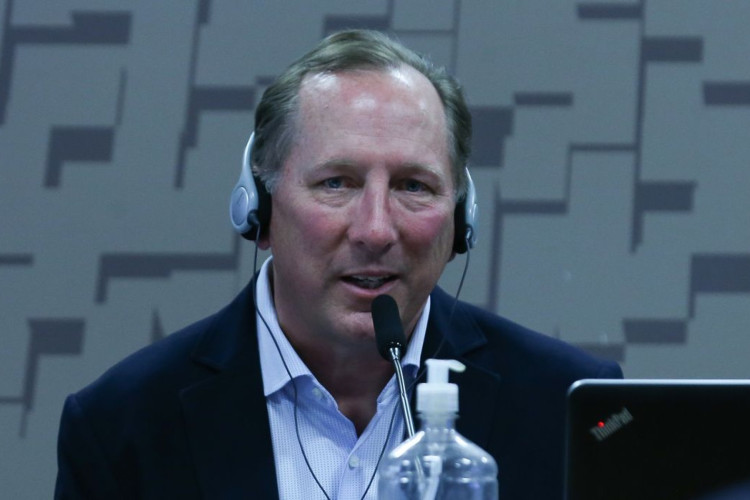 John Textor é suspenso por 45 dias e multado em R$ 100 mil pelo STJD