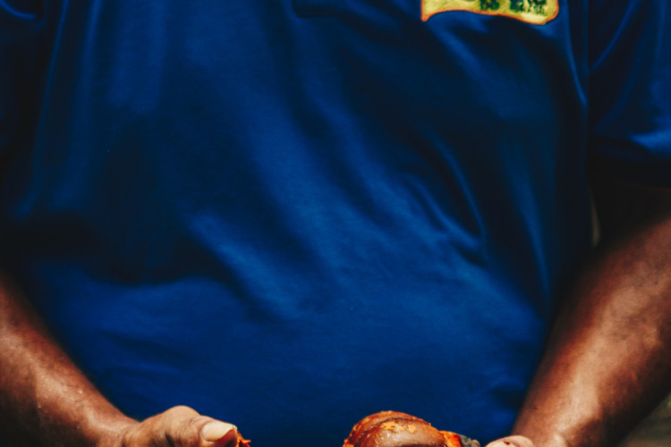 Vanildo Quaresma, agroextrativista da cooperativa familiar  e presidente da Cofruta, em Abaetetuba (PA)