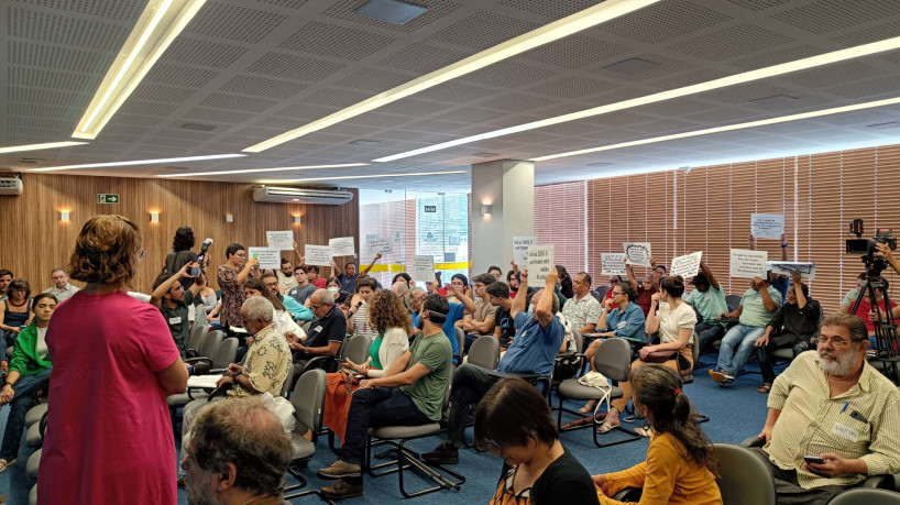 Moradores de comunidades de Fortaleza protestam sobre mudanças do Plano Diretor da Capital