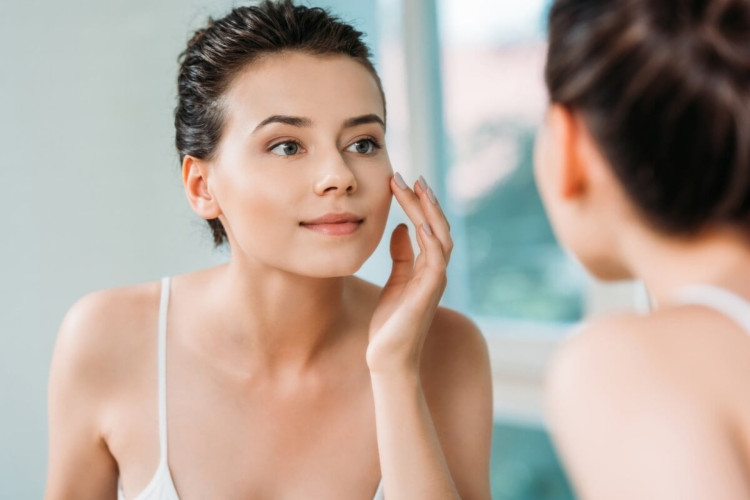 O melasma pode ser provocador por variados fatores (Imagem: LightField Studios | Shutterstock) 