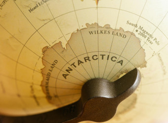 Na Antártida, um vulcão ativo escondido entre as geleiras faz 