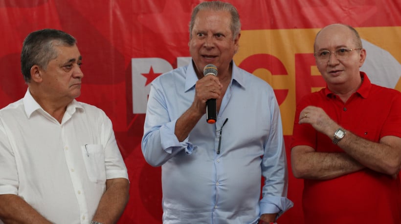 José Guimarães, Zé Dirceu e Antonio Alves Filho, o Conin, presidente estadual do PT. 