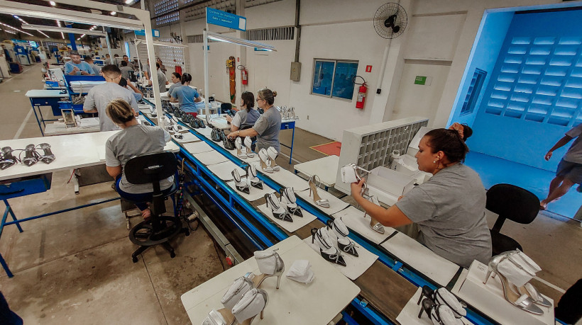 No acumulado do ano até julho, foram vendidos 19,5 milhões de pares de sapatos no Ceará