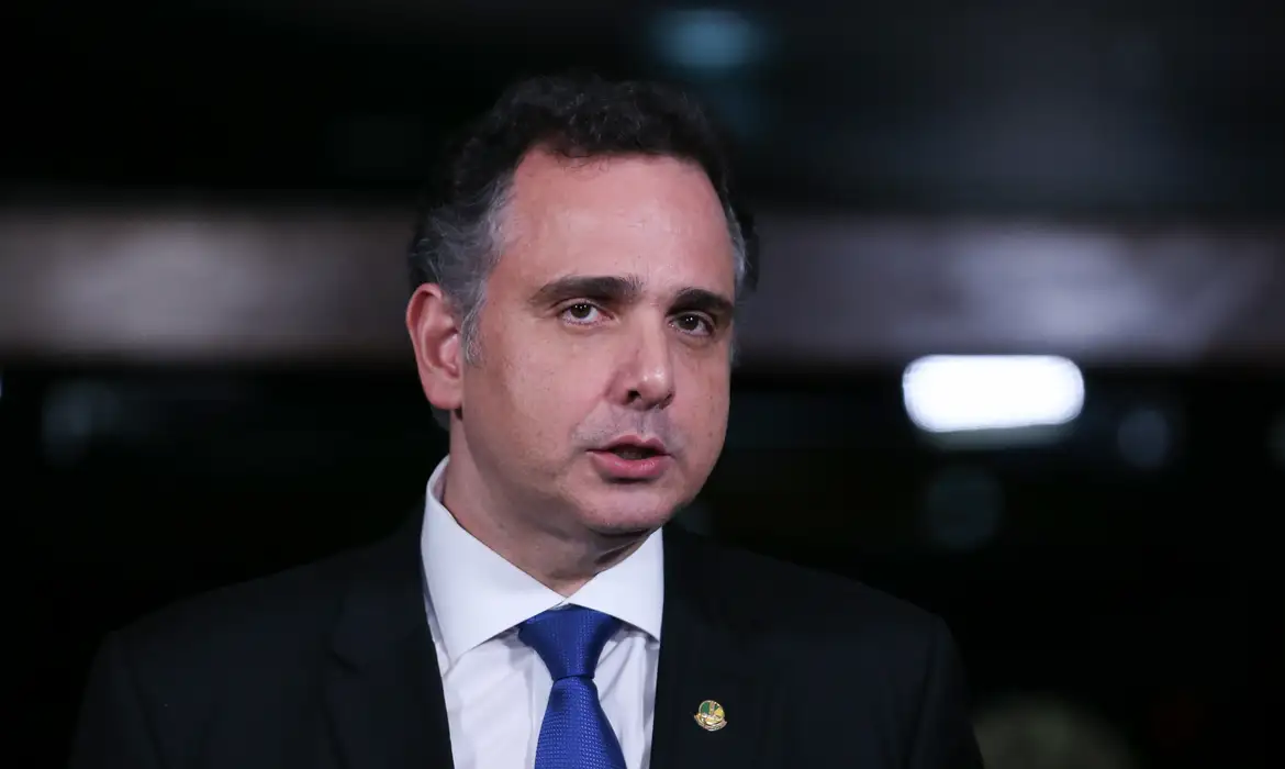 Pacheco baixou o tom nas críticas feitas ao Governo e garantiu estar pronto para conversar sobre o tema (Foto: © Lula Marques/ Agência Brasil)