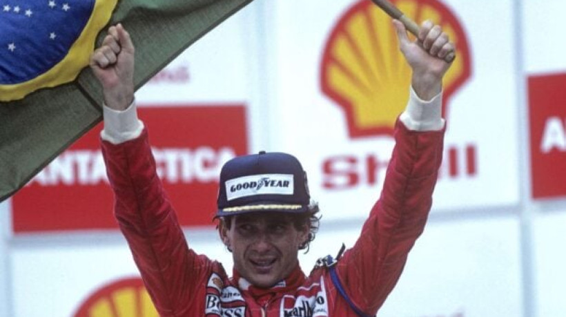 Timão presta sua homenagem ao corintiano Ayrton Senna, no dia em que completa 30 anos de sua morte 