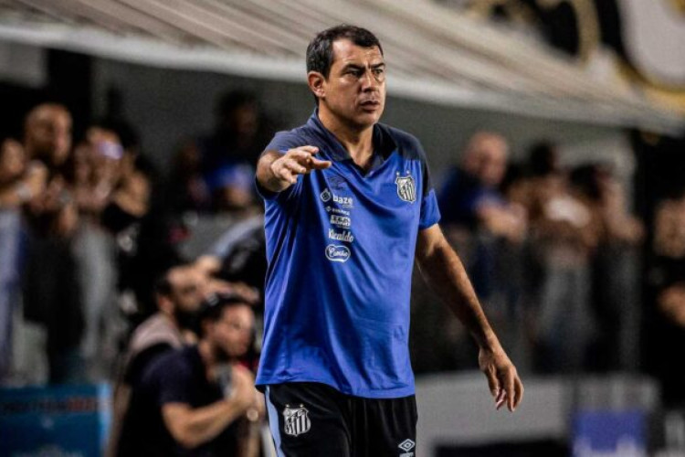 Fabio Carille não aceitou a proposta do Vasco da Gama e irá seguir com a sua carreira no comando técnico do Santos