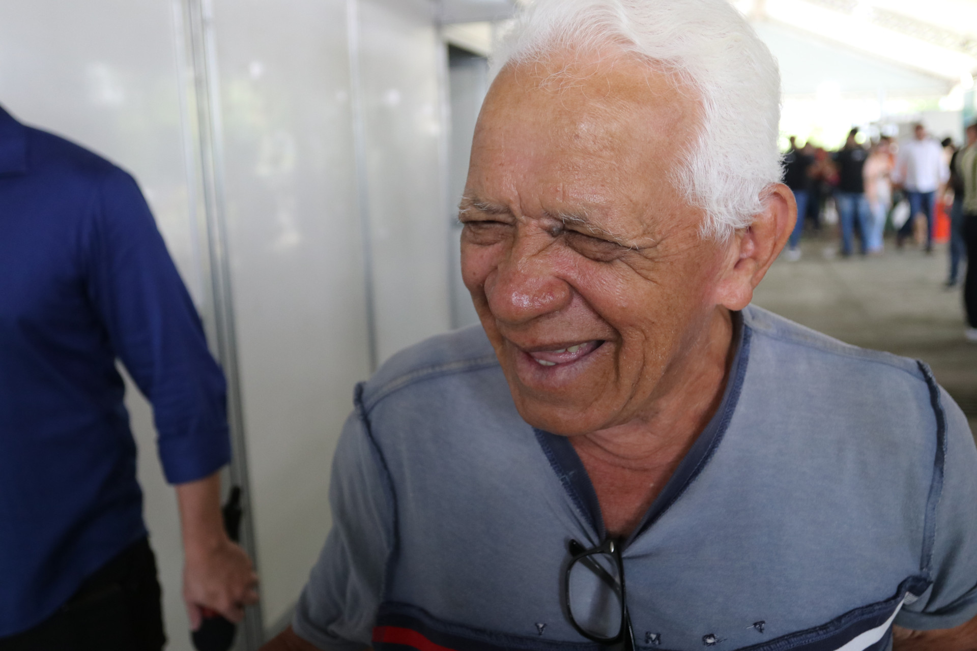FORTALEZA, CEARÁ, BRASIL,02.05.2024: Osvaldo Teodoro de Oliveira, aposentado.  Maio do Trabalhador. Governo do Ceará contará com uma série de serviços gratuitos para a população, Praça José de Alencar.