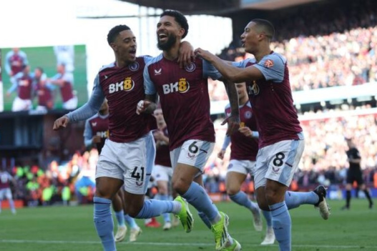 Em momentos opostos, equipes se enfrentam neste domingo (5), às 10h (de Brasília), pela 36ª rodada da Premier League