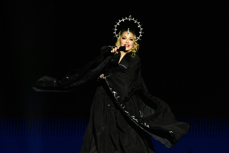 Madonna iniciou show histórico no Rio de Janeiro com 'Nothing Really Matters'