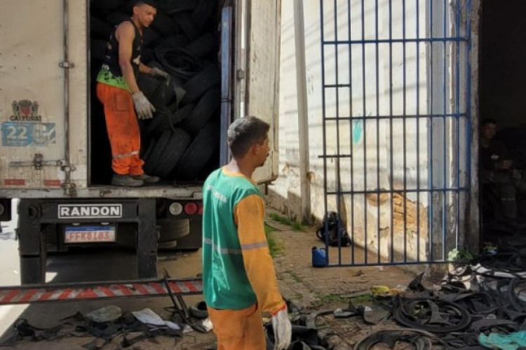 Borracharias são recadastradas para regularizarem descarte de pneus em Juazeiro do Norte