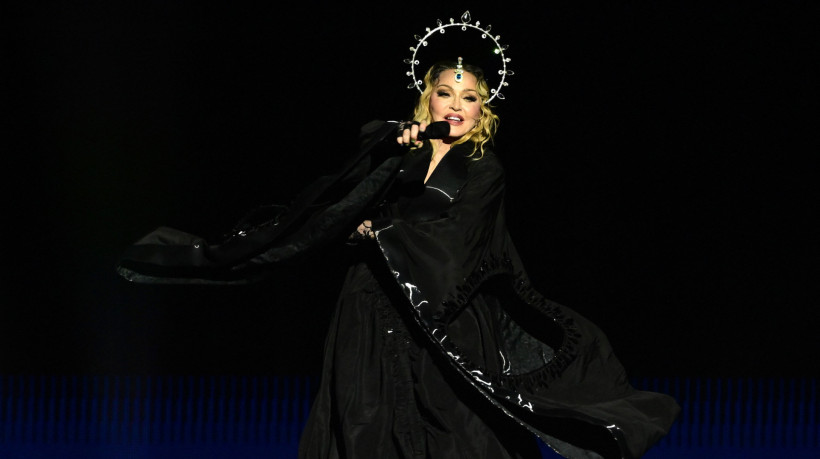 Madonna fez show histórico na Praia de Copacabana, no Rio de Janeiro