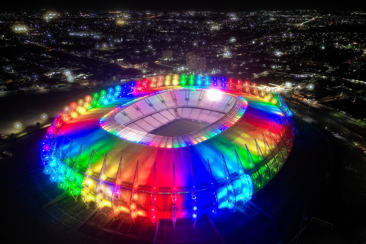 FORTALEZA, CEARÁ, BRASIL- 07:05.2024: Fotos Aéreas. Posse do Grupo de Trabalho de Enfrentamento à LGBTIfobia nos Estádios do Ceará. Arena Castelão. (Aurélio Alves/ JORNAL O POVO)