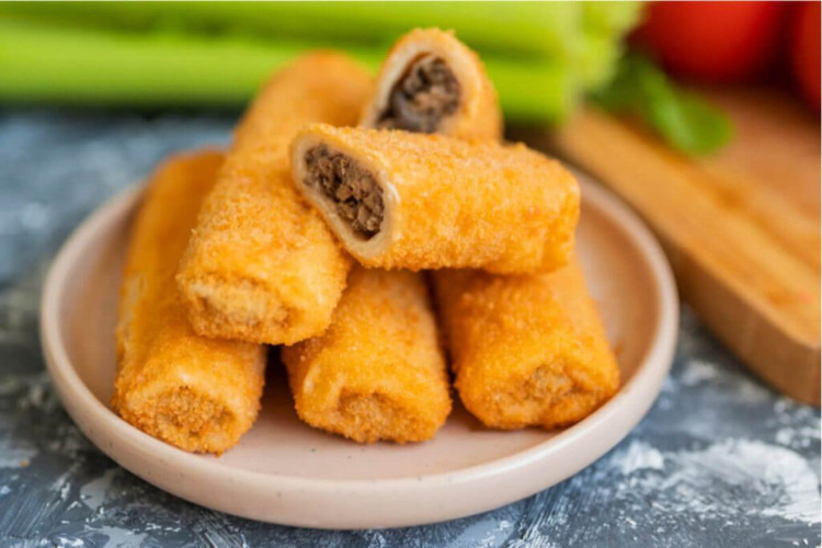 Croquete de carne moída (Imagem: Sheviakova Kateryna | Shutterstock)