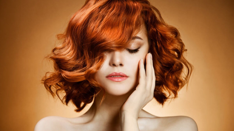 Tonalizantes realçam o tom dos cabelos (Imagem: YuriyZhuravov | Shutterstock) 