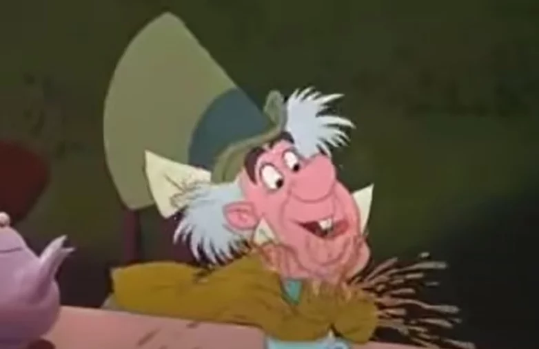 Personagem: Chapeleiro Louco - Filme: Alice no País das Maravlhas - Ele não aparece muitas vezes na história, porém seu jeito único e repleto de loucura é o suficiente para que as pessoas que viram Alice no País das Maravilhas lembrem do Chapeleiro Louco.