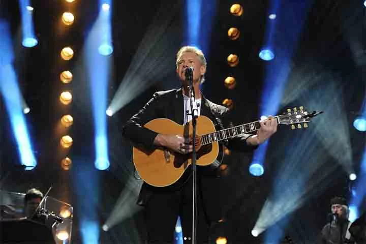 Nessas faixas, os vocais do artista foram isolados para que o software pudesse reproduzir as características de seu canto, como timbre e dicção.
