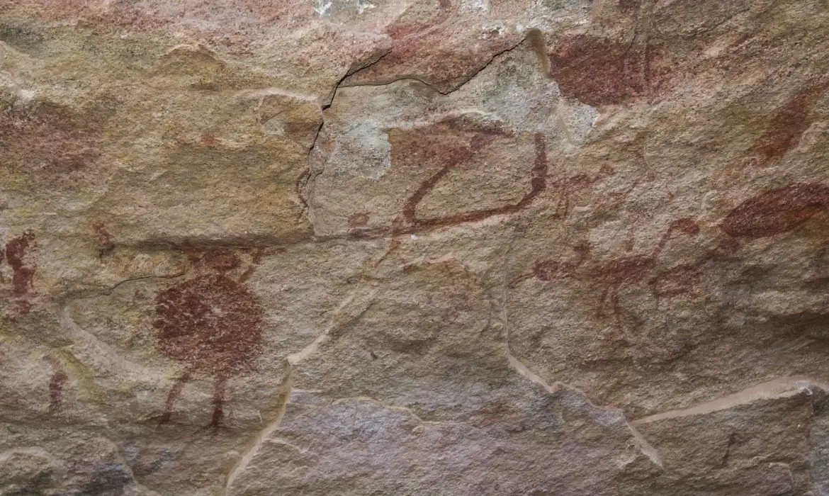 Arqueóloga Niède Guidon recebe prêmio Almirante Álvaro Alberto