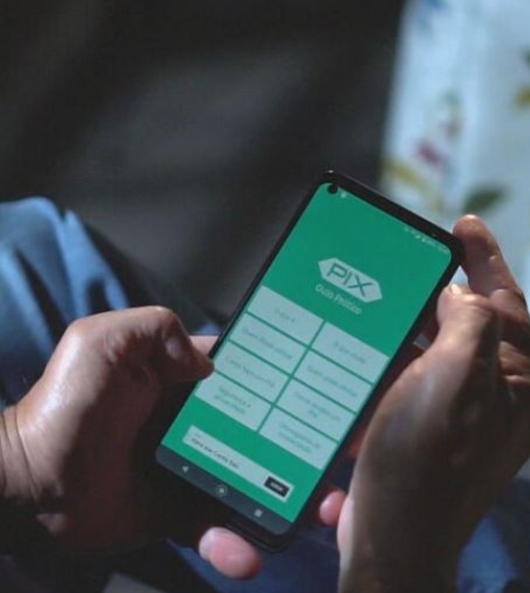 Uma pesquisa do Mercado Pago mostra que a transferência instantânea de dinheiro tem a preferência de 23% dos filhos