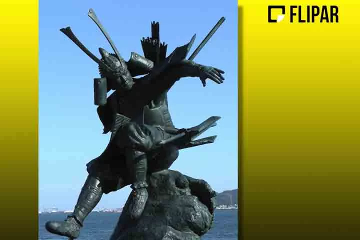 Nas batalhas, quando derrotados os samurais cometiam o haraquiri, ou seppuku, um ritual de suicídio em que rasgavam o ventre com uma faca de forma lenta e dolorosa. 
