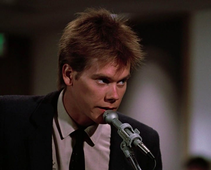 Mas foi em 1984 que Bacon conquistou o público com Footloose - Ritmo Louco, no qual interpreta Ren McCormack, um jovem que se muda para uma pequena cidade onde a dança e a música foram proibidas.