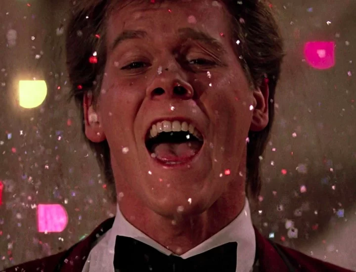 Ren desafia a proibição e, com a ajuda de seus amigos, lidera uma revolta para trazer de volta a liberdade de dançar para os jovens da cidade