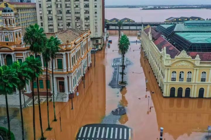 Segundo o Instituto Nacional de Meteorologia (Inmet), os ventos podem ser intensos (60-100 km/h), com possibilidade de queda de galhos de árvores e raios.