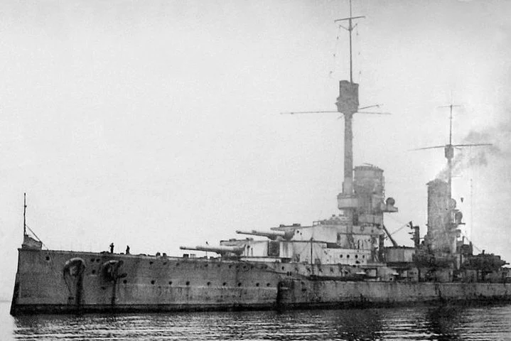 8) SMS Kronprinz Wilhelm – Scapa Flow, Escócia: Perto do fim da Primeira Guerra Mundial, 74 navios alemães foram afundados perto das Ilhas Orkney, na Escócia, para evitar que fossem capturados pelos britânicos. 